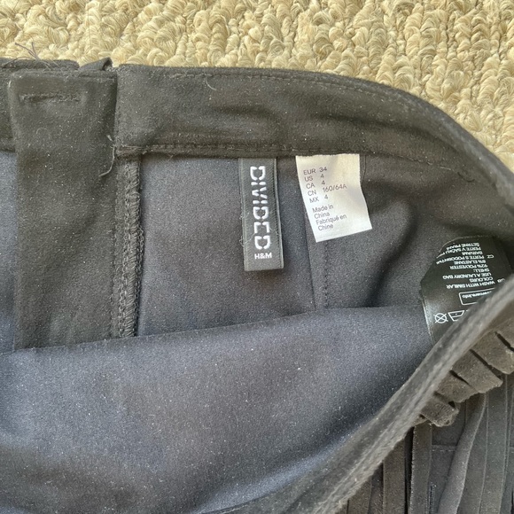 H&M fringe skirt - Picture 2 of 2